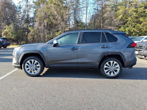 New 2025 Toyota RAV4 XLE Premium image 6