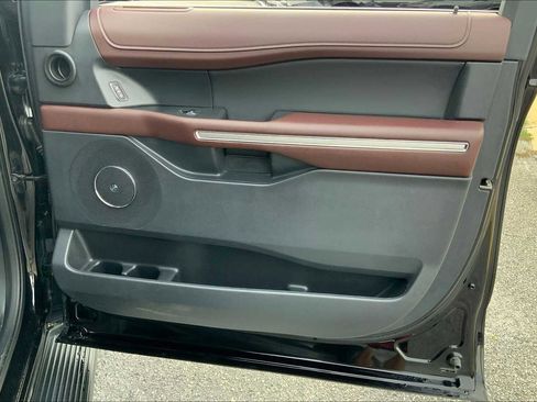 Certified 2024 Ford Expedition Max Limited image 22