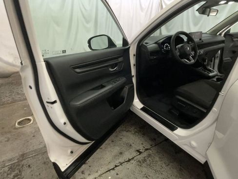 Certified 2025 Honda CR-V EX image 27