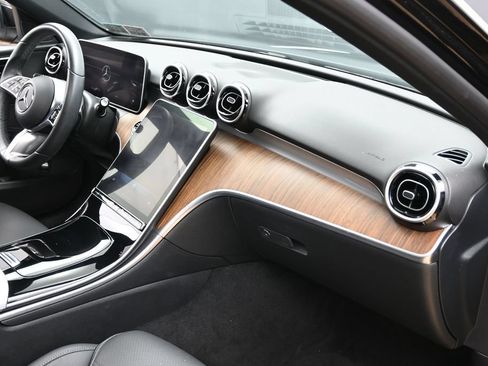 Used 2024 Mercedes-Benz C 300 Sedan image 35