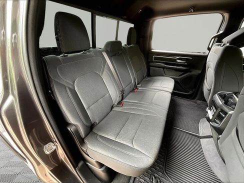 Used 2021 RAM 1500 Big Horn AWD/4WD image 26
