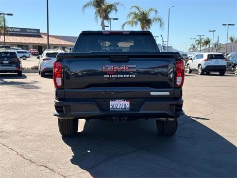 Used 2025 GMC Sierra 1500 Elevation image 7