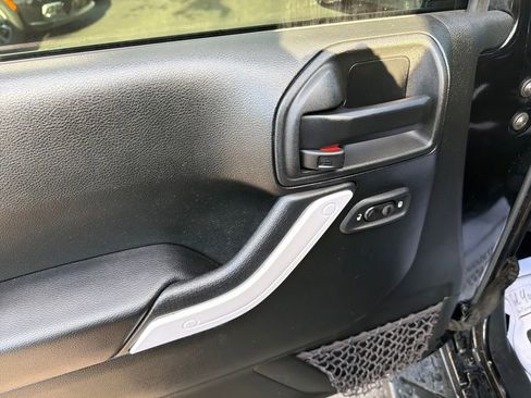 Used 2017 Jeep Wrangler Unlimited Sport w/ Quick Order Package 24S image 14