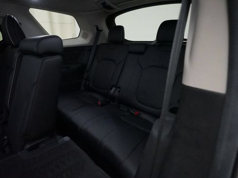 Certified 2025 Honda Pilot Elite image 17