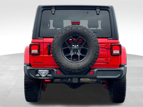 Used 2021 Jeep Wrangler Unlimited Rubicon w/ Uconnect 4C Nav & Sound Group AWD/4WD image 6