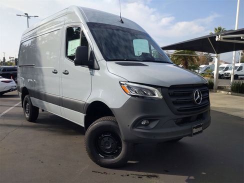 New 2025 Mercedes-Benz Sprinter 2500 image 1