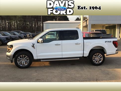 Used 2025 Ford F150 XLT w/ Equipment Group 302A MID image 4