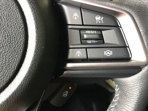 Certified 2023 Subaru Legacy Limited image 15