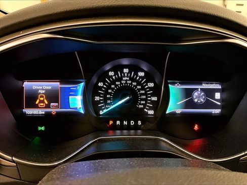 Used 2016 Ford Fusion SE w/ Equipment Group 202A AWD/4WD image 20