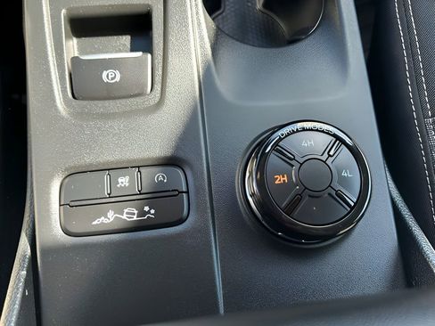 Used 2024 Ford Ranger XLT w/ FX4 Off-Road Package image 31