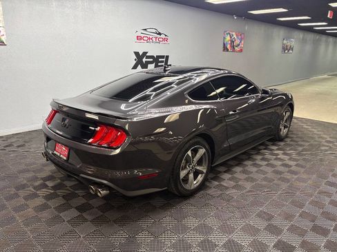 Used 2022 Ford Mustang GT w/ Equipment Group 301A image 9