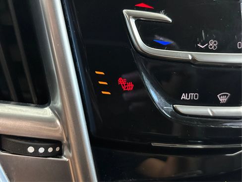 Used 2014 Cadillac SRX Luxury w/ Driver Awareness Package AWD/4WD image 40