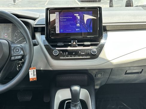 Certified 2025 Toyota Corolla LE FWD image 30