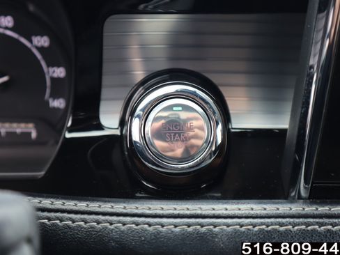 Used 2022 Lincoln Corsair AWD w/ Premium Package image 14