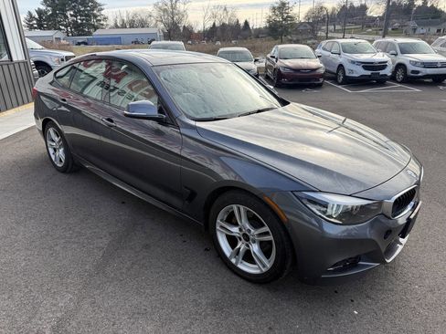 Used 2017 BMW 330i Gran Turismo xDrive image 5