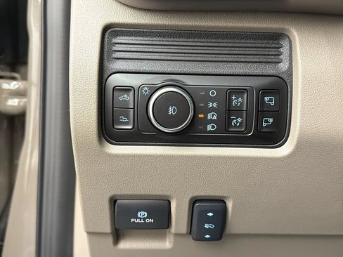 Used 2026 Ford F450 Platinum w/ Platinum Plus Package AWD/4WD image 32