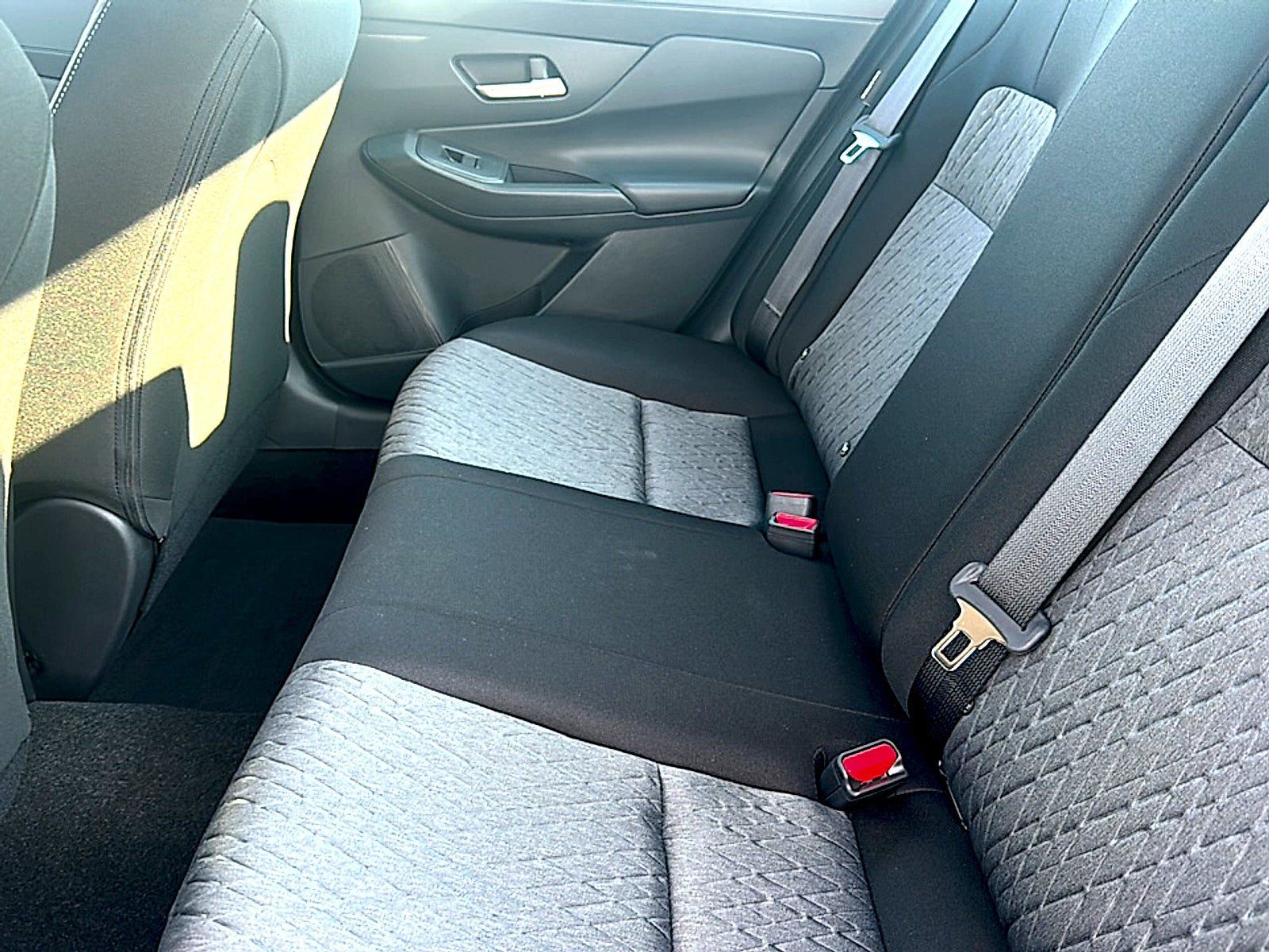 New 2027 Nissan Sentra SV w/ SV Convenience Package FWD image 15