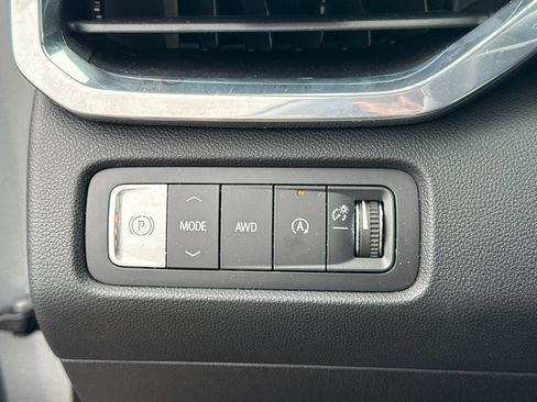 New 2026 GMC Acadia Elevation w/ Elevation Premium Package AWD/4WD image 21