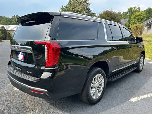 Used 2024 GMC Yukon XL SLT w/ SLT Premium Package RWD image 21