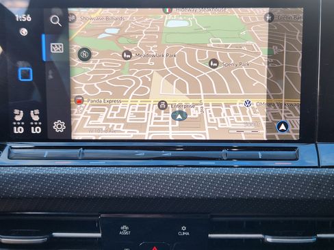 Used 2024 Volkswagen Golf R image 13