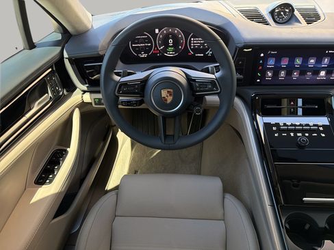 Used 2026 Porsche Panamera 4 E-Hybrid AWD/4WD image 14