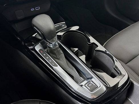 Used 2025 Chevrolet Trax ACTIV w/ Driver Confidence Package FWD image 18