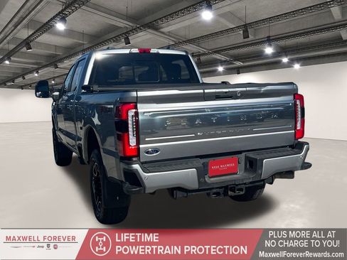 Used 2024 Ford F250 Platinum w/ FX4 Off-Road Package image 14