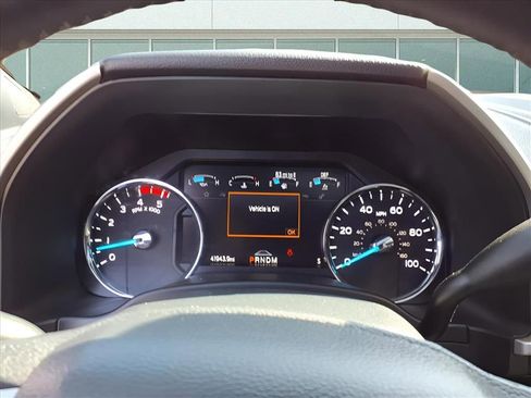Used 2022 Ford F450 Lariat w/ Lariat Ultimate Package AWD/4WD image 17