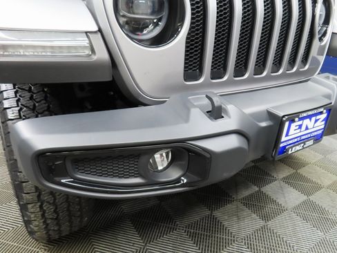 Used 2021 Jeep Wrangler Unlimited Sahara image 43