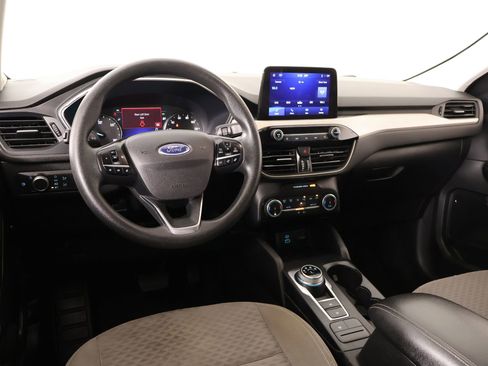 Used 2022 Ford Escape SE FWD image 2
