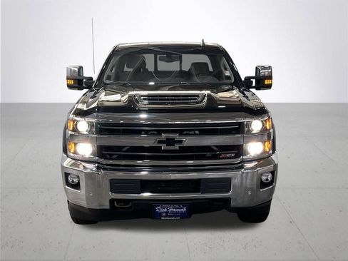 Used 2019 Chevrolet Silverado 2500 LTZ w/ Duramax Plus Package image 4
