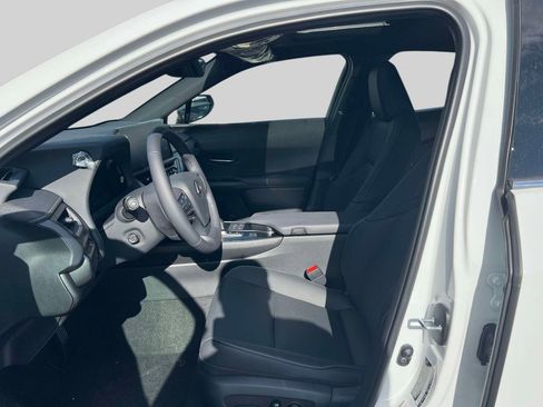 New 2026 Lexus UX 300h AWD image 11