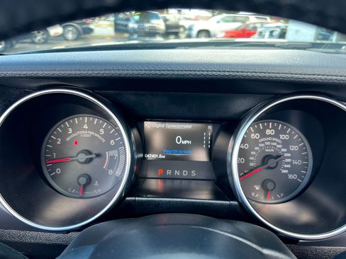 Used 2023 Ford Mustang Premium image 21