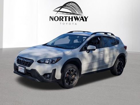 Used 2023 Subaru Crosstrek 2.0i Premium AWD/4WD image 8