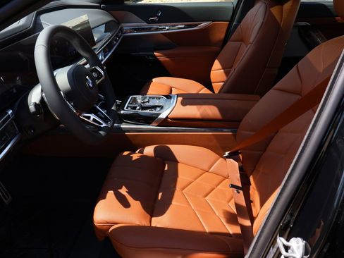 New 2026 BMW 760i xDrive w/ Executive Package image 36