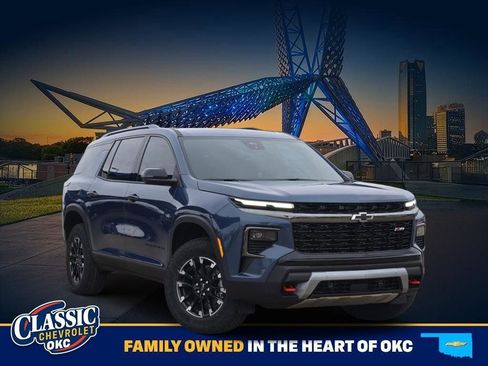 New 2026 Chevrolet Traverse Z71 w/ Enhanced Driving Package image 1