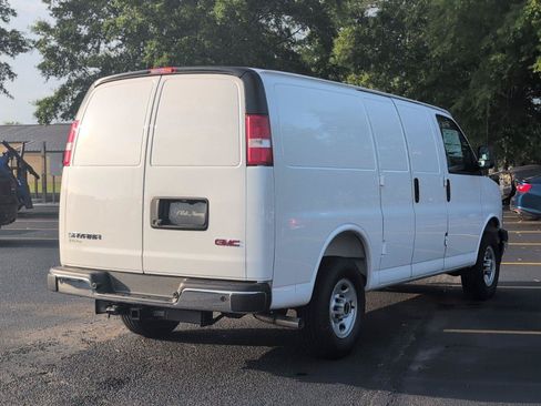 New 2026 GMC Savana 2500 w/ Driver Convenience Package RWD image 6