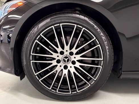 Used 2025 Mercedes-Benz C 300 4MATIC Sedan image 10