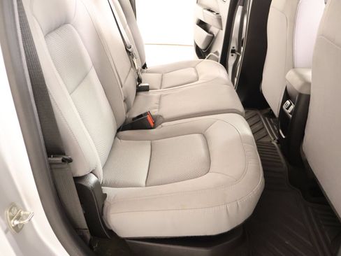 Used 2016 Chevrolet Colorado LT RWD image 14