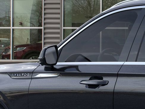 New 2025 Lincoln Aviator Black Label image 26