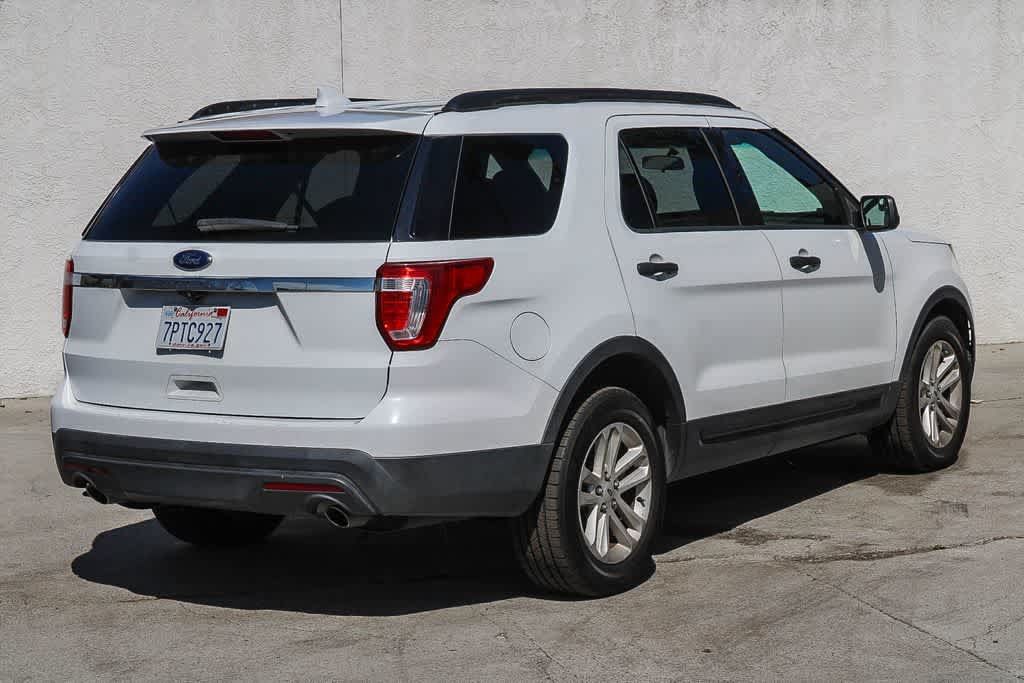 Used 2016 Ford Explorer FWD image 6