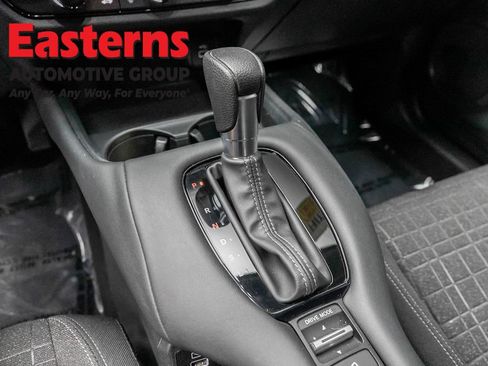 Used 2023 Honda HR-V LX image 13