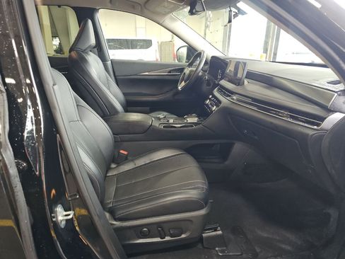 Used 2023 INFINITI QX60 Luxe w/ Cargo Package AWD/4WD image 7