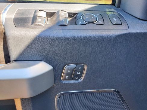 Used 2022 Ford F250 Lariat w/ Lariat Ultimate Package image 20