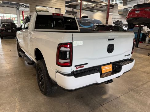 Certified 2024 RAM 2500 Big Horn w/ Night Edition AWD/4WD image 29