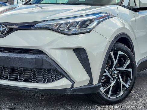 Used 2021 Toyota C-HR XLE image 33