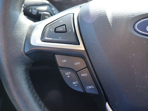 Used 2024 Ford Edge SEL w/ Convenience Package AWD/4WD image 15