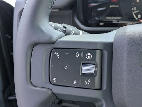 Used 2026 Land Rover Defender 130 S image 19