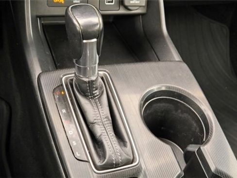 Used 2022 Honda Civic EX image 17