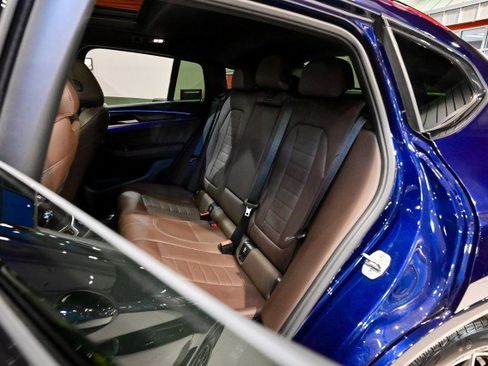 Used 2022 BMW X4 xDrive30i w/ M Sport Package image 22